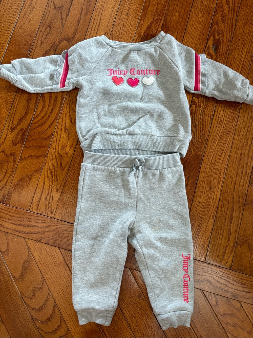 Juicy Couture 12m girls Gray Sweat Set Pink Heart Accents cotton fleece cute